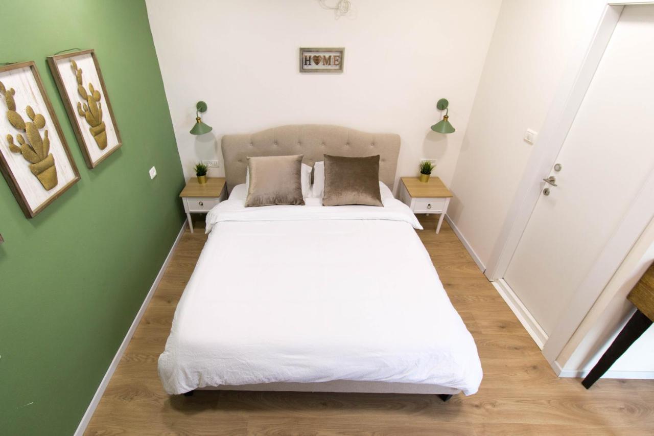 Eshel Mansion - Boutique Suites Beersheba Quarto foto